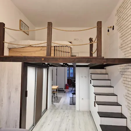 Apartment Center